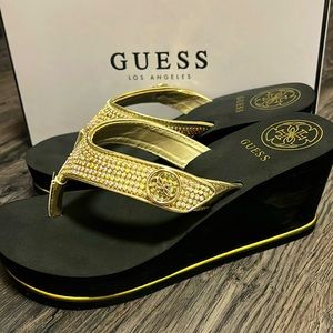 Guess Gold Black wedge heel flip flop size 8